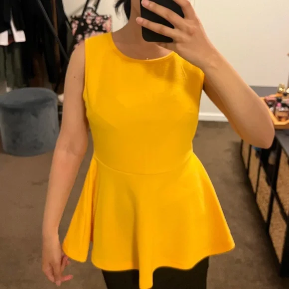 Top - Picture 2 of 2